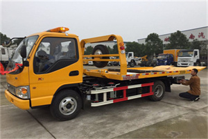 尤溪哪里有拖车服务